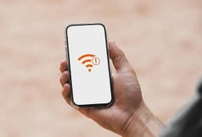 clay-banks-wgh3H2oAR0E-unsplash-min