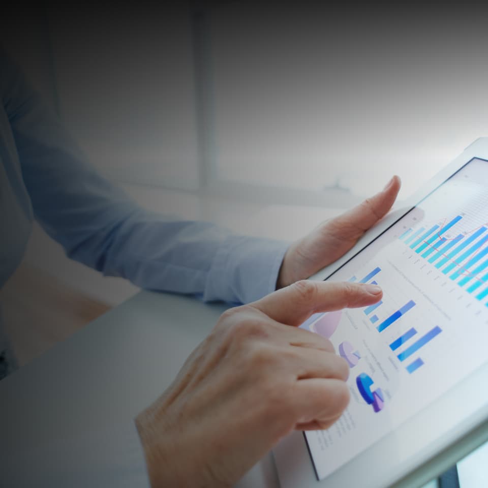 data and analytics banner mobile